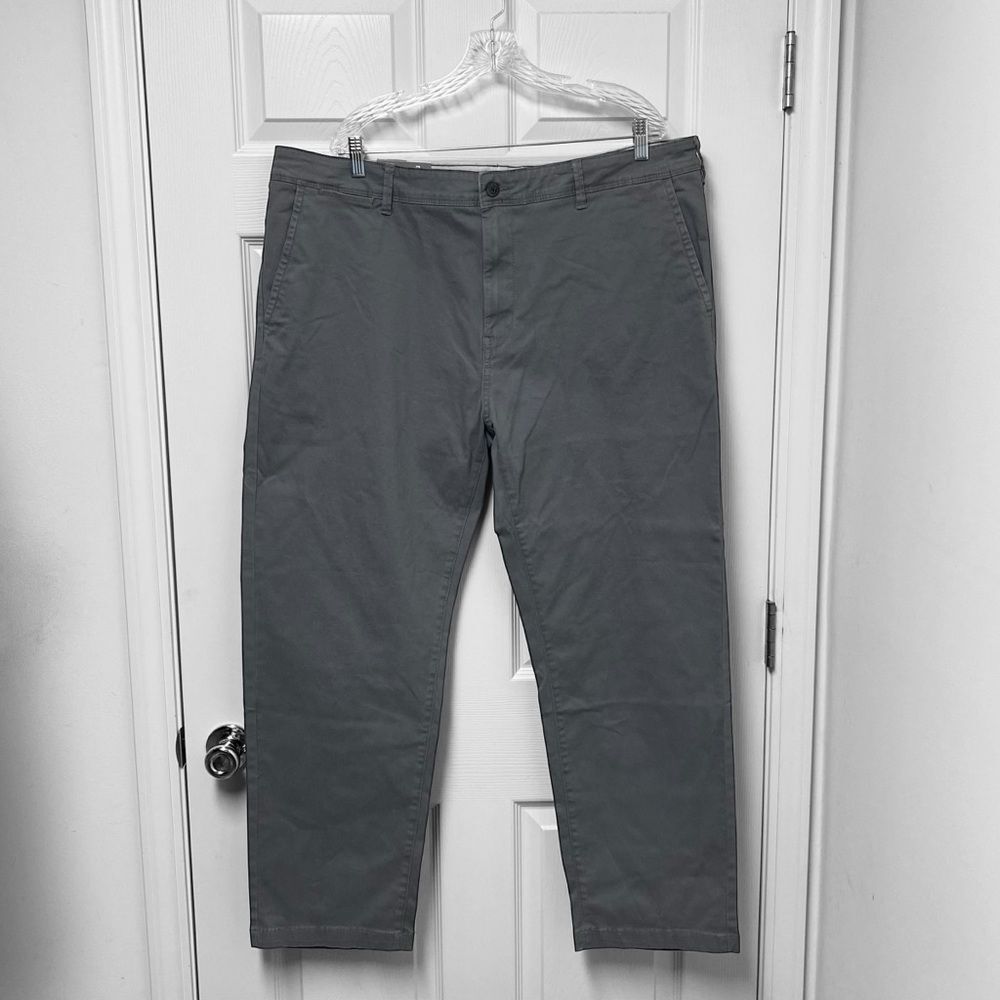Falls Creek Gray Chino Pants Mens 46 x 30 Stretch Cotton Casual NWT New